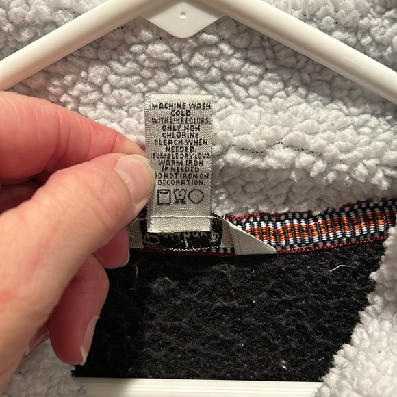 Mizzou Pressbox by Royce Apparel Comfy fuzzy quarter zip pullover - Picture 7 of 8